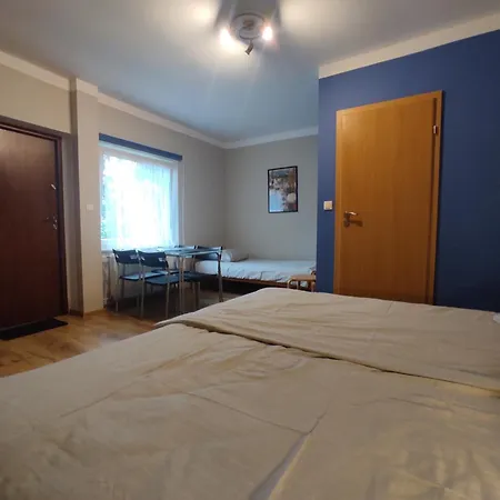 Kwatera prywatna Pokoje Pod Klonami *